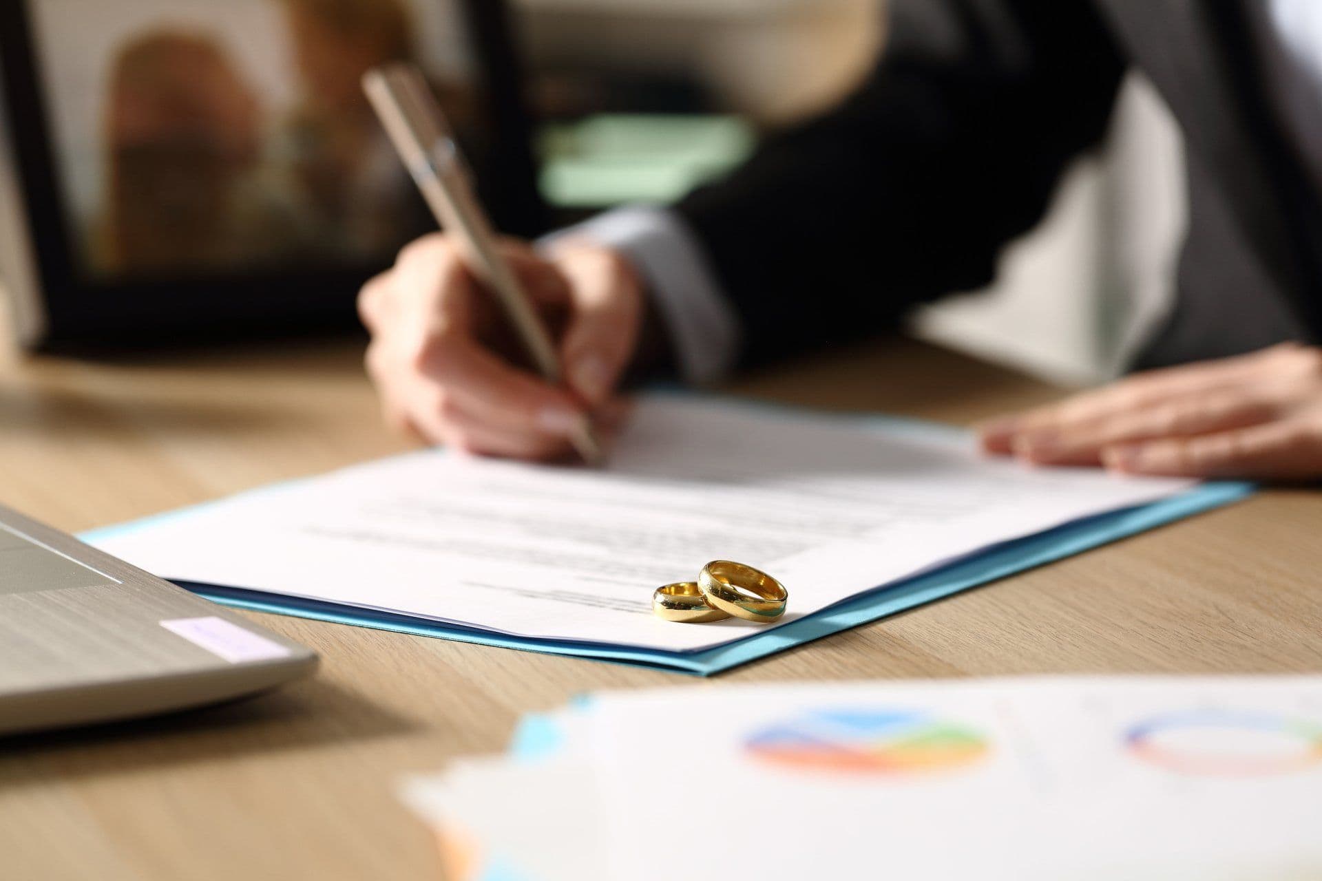 Understanding a Spousal Buyout Mortgage