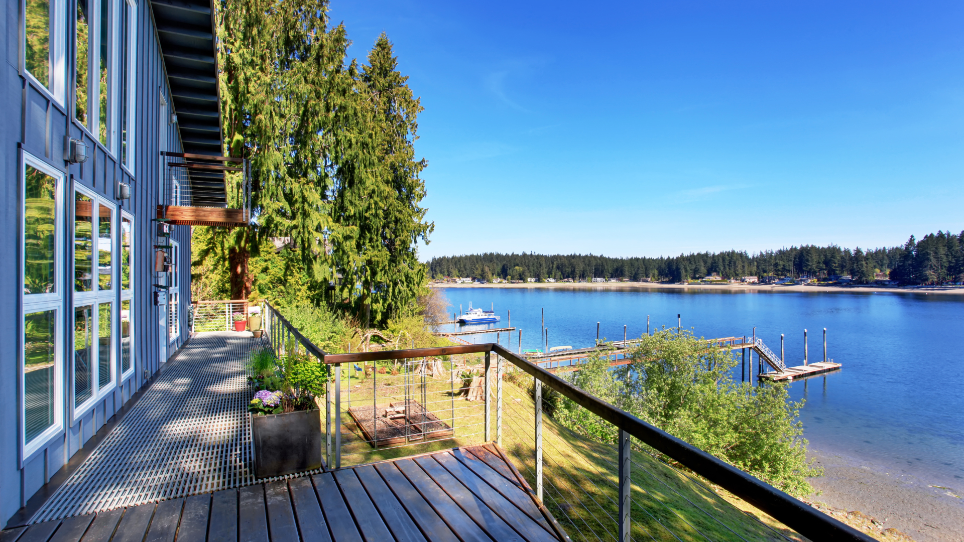 Buying a Vacation Property or Rental? Here’s What Lenders Look For