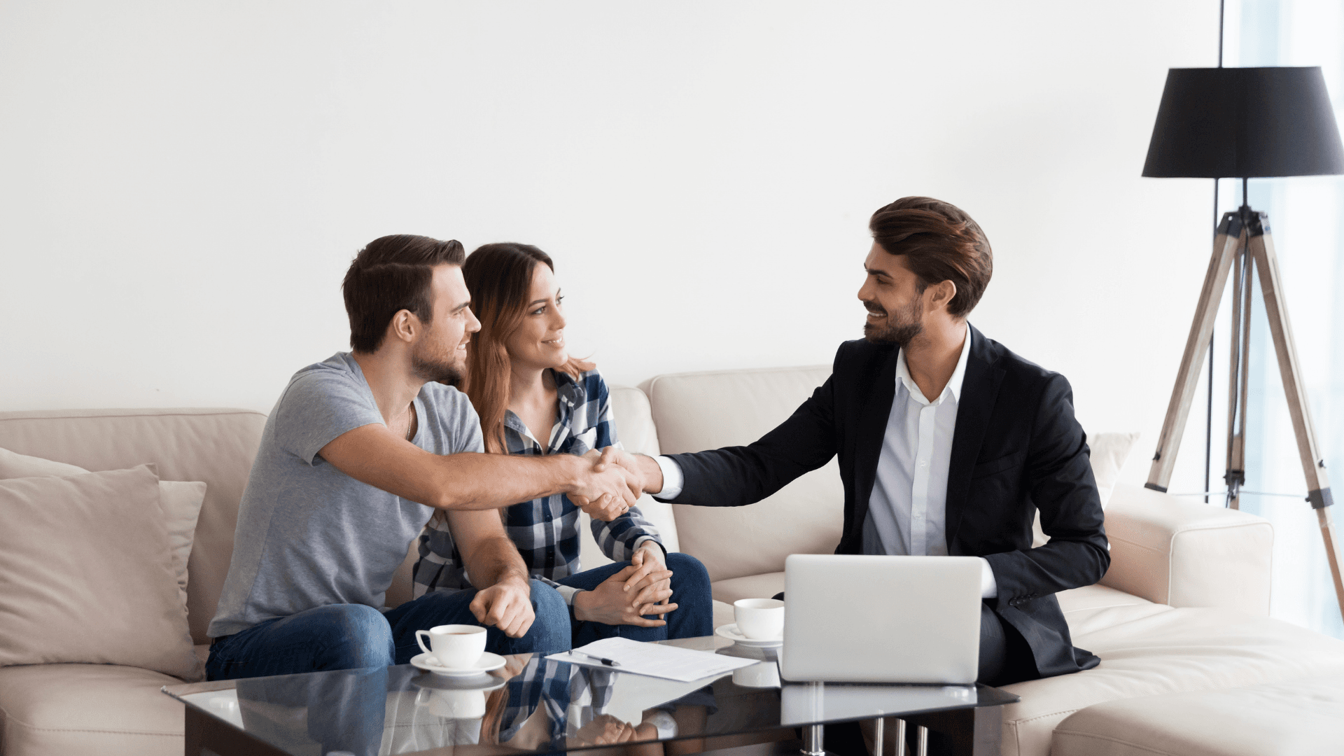 Collateral vs. Standard Mortgage: Pros and Cons Explained
